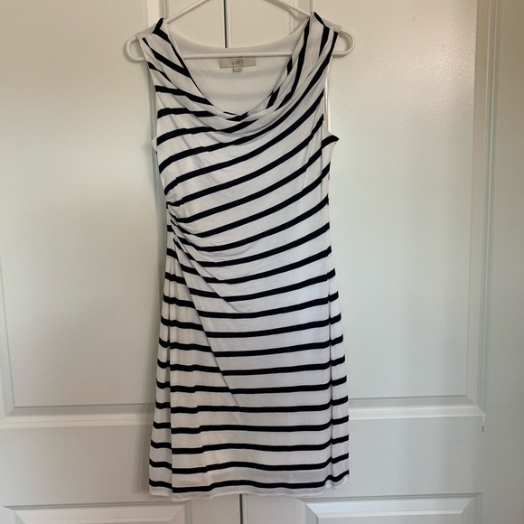 LOFT Dresses & Skirts - LOFT cowl neck/side ruched striped dress